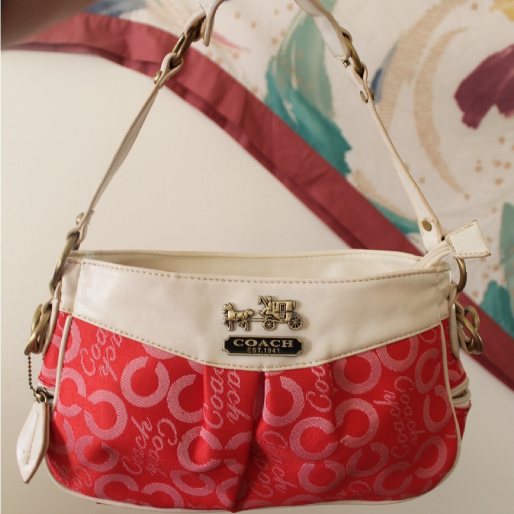 Coach Pink 2010 Shoulder Bag Madison